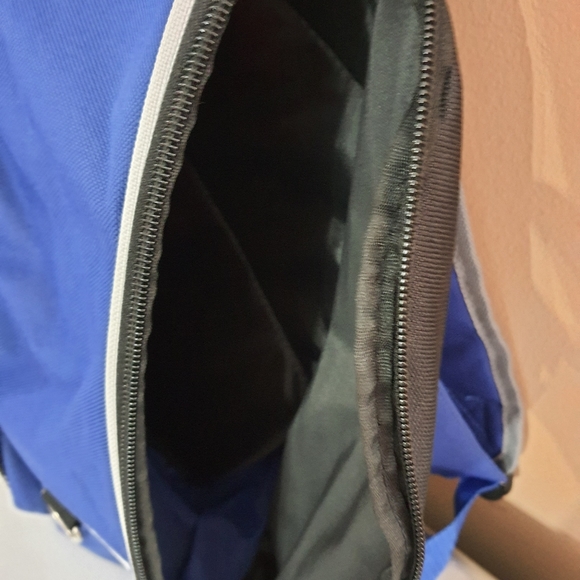 Disney Backpack - Picture 4 of 4